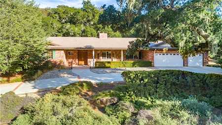 6225 Lomitas Rd Atascadero, CA 93422