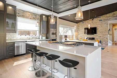 714 W Johanna ST Austin, TX 78704
