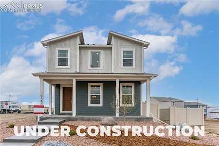 5203 Roundhouse Drive Colorado Springs, CO 80925