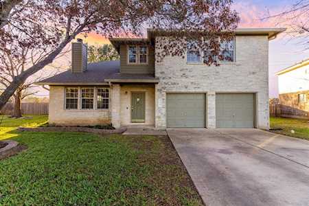 116 Julianas WAY Buda, TX 78610