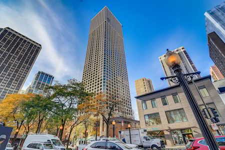 1030 N State St #38J Chicago, IL 60610