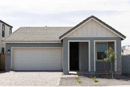 5920 S Daisy Patch Place Phoenix, AZ 85040