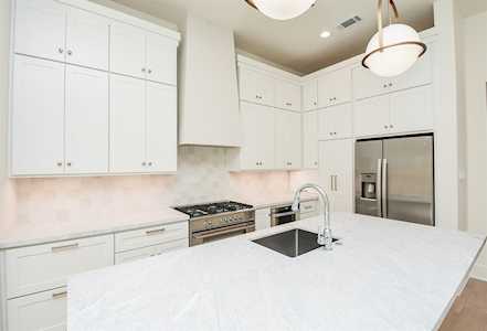 405 W Saulnier Houston, TX 77019