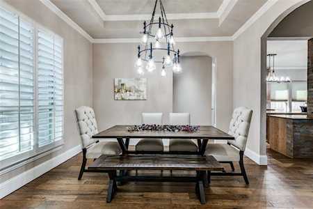 2546 Barret Drive Frisco, TX 75033