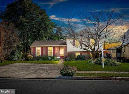 9511 Hallhurst Rd Nottingham, MD 21236