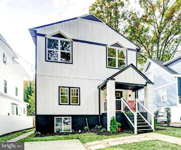 6604 Cockerille Ave Takoma Park, MD 20912
