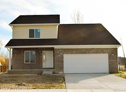 30485 Hogan Ln Westland, MI 48186