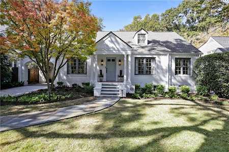 3126 Peachtree Drive NE Atlanta, GA 30305