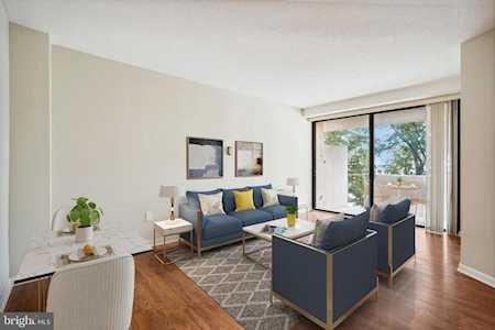 4141 N Henderson Rd #221 Arlington, VA 22203