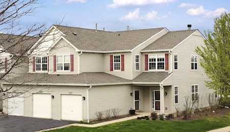 3175 Falling Waters Ln #0 Lindenhurst, IL 60046