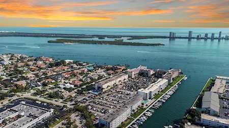 109 Paradise Harbour Boulevard #305 North Palm Beach, FL 33408
