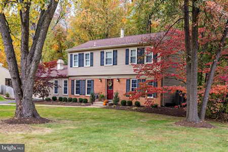 2308 Rosedown Dr Reston, VA 20191