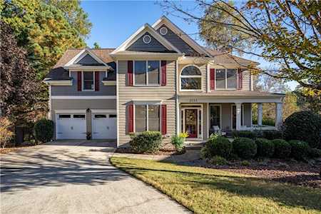 2111 Suwanee Woods Lane Duluth, GA 30097