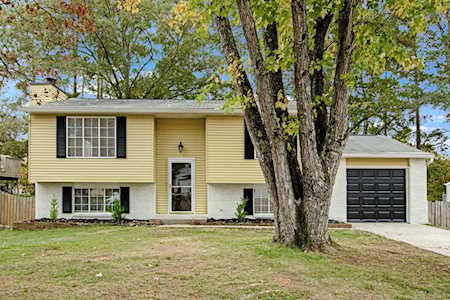 1095 Worthington Hills Drive Roswell, GA 30076