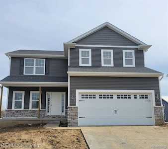 6180 Summerbrooke Circle Handy Twp, MI 48836