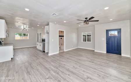 1530 W Taylor St Phoenix, AZ 85007
