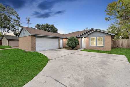 13830 Fleur De Lis Blvd Cypress, TX 77429