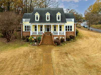 2665 Misty Brook Ln Memphis, TN 38016