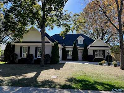 2507 SE Wynterhall Road Huntsville, AL 35803
