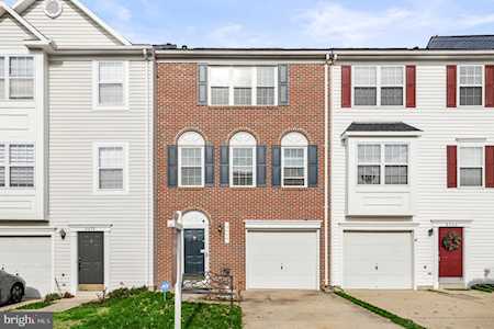 8468 Tackhouse Loop Gainesville, VA 20155