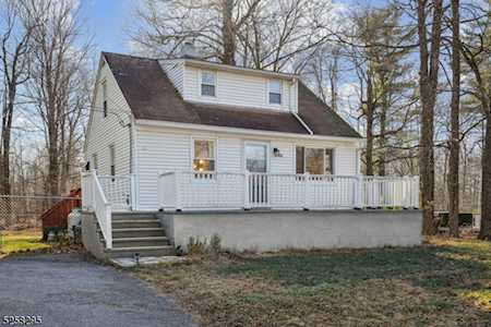 16 Hillcrest Dr West Milford Twp., NJ 07421