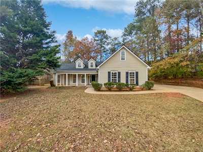 4013 E Point Court Mcdonough, GA 30253
