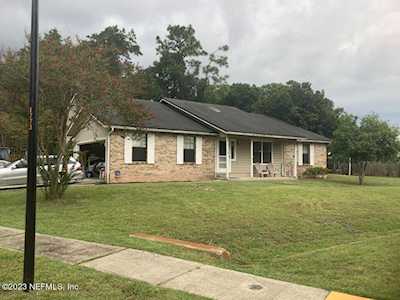 13893 Tiffany Pines CIR N Jacksonville, FL 32225