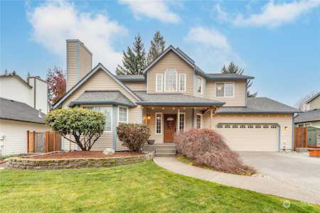 19555 23rd Ave NE Poulsbo, WA 98370