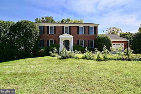 4405 Eaton Place Alexandria, VA 22310