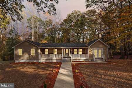 57 Twin Oaks Dr Stafford, VA 22554