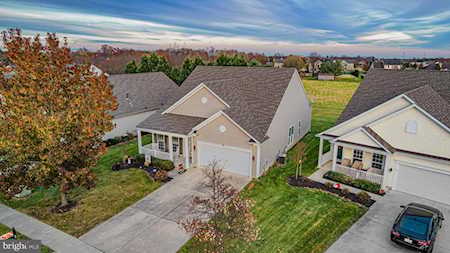 25 Anne Dr Hammonton, NJ 08037