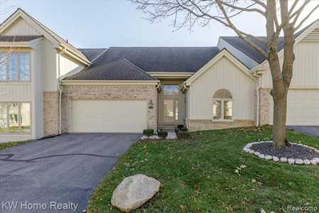 24536 Martel Dr #51 Farmington Hills, MI 48335