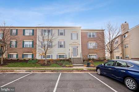 1137 Huntmaster Terrace NE #302 Leesburg, VA 20176