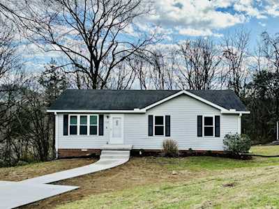 131 Lester Ave Carthage, TN 37030