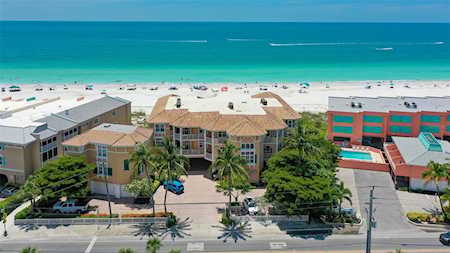 1900 Gulf Dr N #11 Bradenton Beach, FL 34217