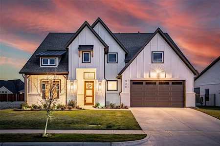938 Highlands Avenue Aledo, TX 76008