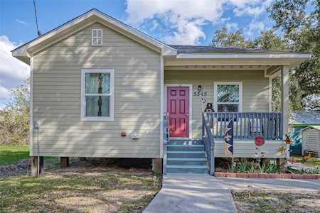 5545 Avenue T Santa Fe, TX 77510