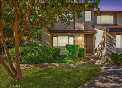 2205 Cahuilla St Colton, CA 92324
