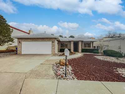 1512 Archuleta Dr NE Albuquerque, NM 87112