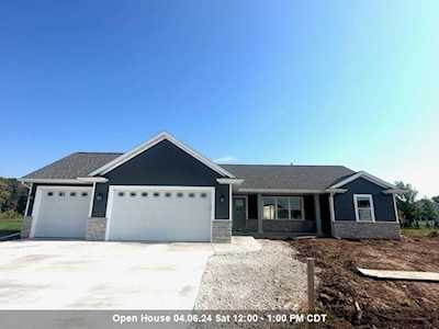 N7999 Old Pond Ct Sherwood, Village of Sherwood, WI 54969