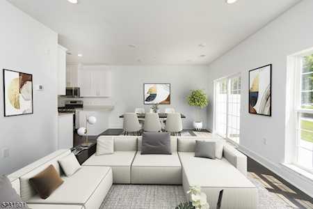102 Harvest Way Little Falls Twp., NJ 07424