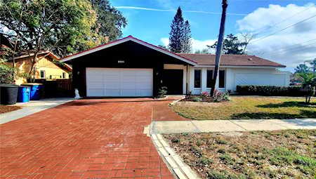 2001 Kamensky Rd Clearwater, FL 33763