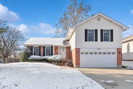 544 Cherrywood Dr Wheeling, IL 60090