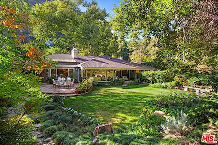 2610 Mandeville Canyon Rd Los Angeles, CA 90049