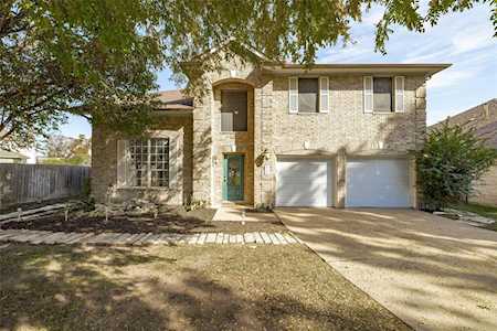 109 Reinhardt BLVD Georgetown, TX 78626