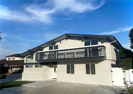17322 Yosemite Circle Huntington Beach, CA 92647
