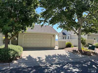 2033 Stonefield Lane Santa Rosa, CA 95403