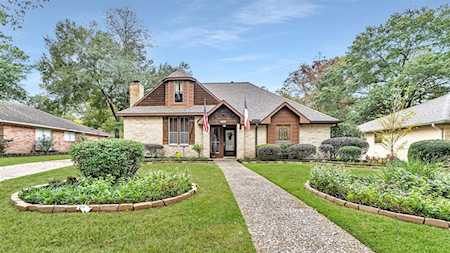3415 Cave Springs Dr Kingwood, TX 77339