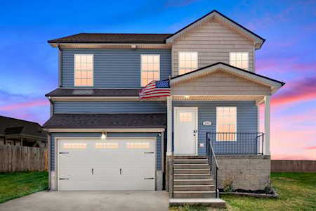 295 Crisp Ct Clarksville, TN 37042
