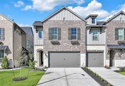 6562 Scarlet Pond Ln Fulshear, TX 77441